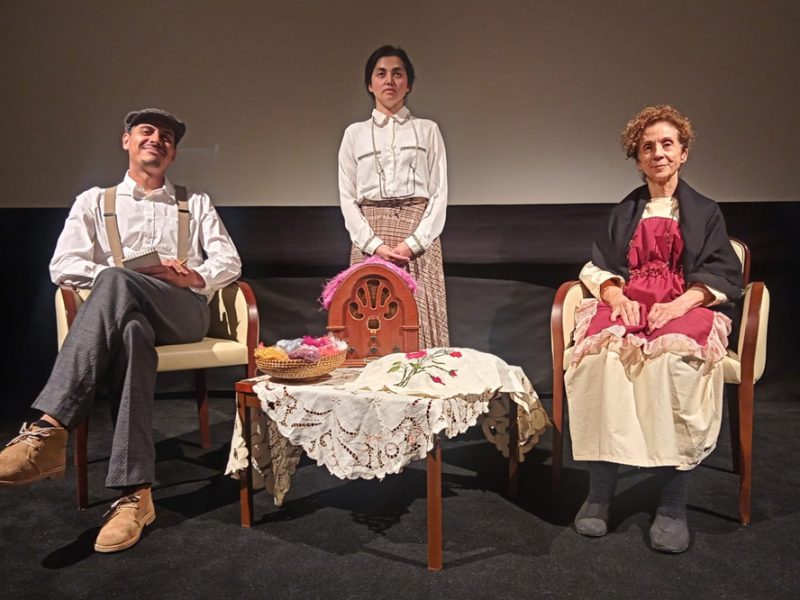 Dos hilos, una memoria